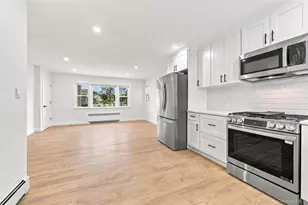 60 Mirin Ave, Roosevelt, NY 11575 - Photo 8