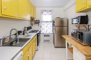 226-26 Union Turnpike, Oakland Gardens, NY 11364 - Photo 6
