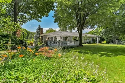 23 Hill House Lane, Glen Head, NY 11545 - Photo 4