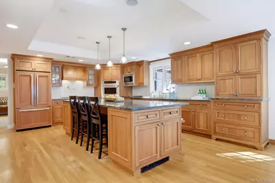 15 Stratton Road, Scarsdale, NY 10583 - Photo 10