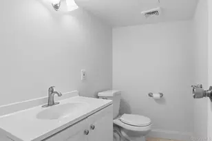 82 Quinby Ave, White Plains, NY 10606 - Photo 36