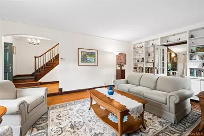 24 (Aka 28) Ritchie Drive, Yonkers, NY 10705 - Photo 6