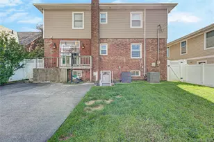 69 W Penn St, Long Beach, NY 11561 - Photo 28