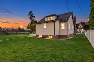 410 Midwood Ave, Bellmore, NY 11710 - Photo 10