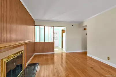 13 Inwood Road, Glen Cove, NY 11542 - Photo 8