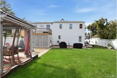 63 E Neck Court, West Babylon, NY 11704 - Photo 34