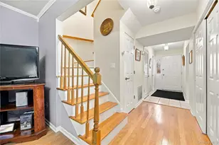 18 Autumn Leaf Ct, Montgomery, NY 12549 - Photo 4
