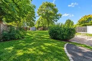 182 Commack Rd, Deer Park, NY 11729 - Photo 10