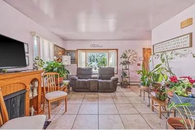 182 Commack Road, Deer Park, NY 11729 - Photo 16