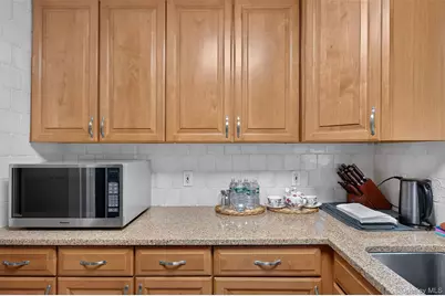 9 Sentry Place #2C, Scarsdale, NY 10583 - Photo 4