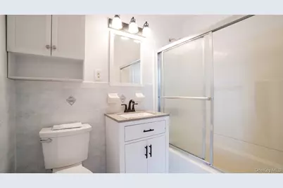 24 Pennyfield Avenue #2C, Bronx, NY 10465 - Photo 18