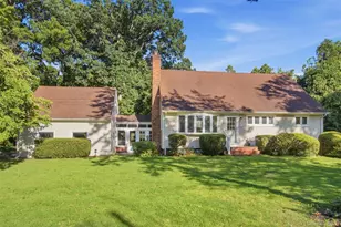 316 Lenox Rd, Huntington Station, NY 11746 - Photo 2