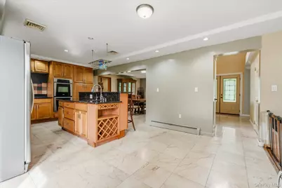 84 Stowe Drive, Poughquag, NY 12570 - Photo 4