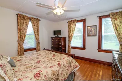 10 Park Street, Wappingers Falls, NY 12590 - Photo 16