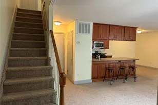 30 Homestead Vil Dr, Warwick, NY 10990 - Photo 2