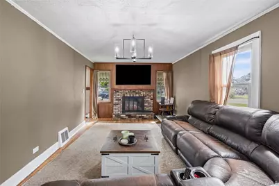 373 Oak Street, Patchogue, NY 11772 - Photo 10