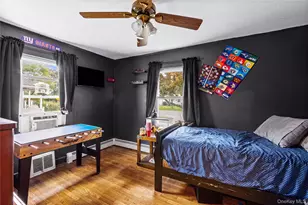 373 Oak St, Patchogue, NY 11772 - Photo 22