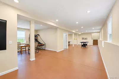 77 Maple Wood Lane, Riverhead, NY 11901 - Photo 40