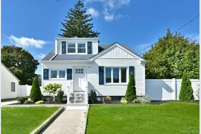 11 Grant Street, Roosevelt, NY 11575 - Photo 1