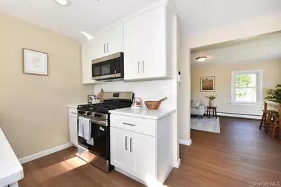 11 Grant Street, Roosevelt, NY 11575 - Photo 4