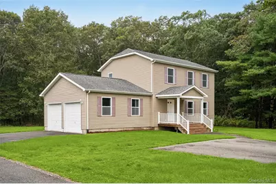 147A Old Country Rd, Speonk, NY 11977 - Photo 20