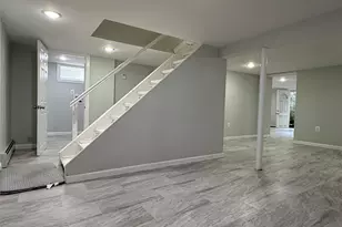 1316 6th St, West Babylon, NY 11704 - Photo 36