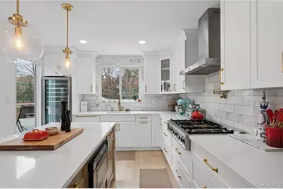 15 N Quarter Road, Westhampton, NY 11977 - Photo 8