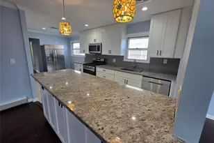 32-23 Plunkett Ave, Far Rockaway, NY 11691 - Photo 4