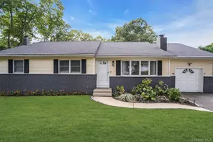 26 Williams Ave, Holtsville, NY 11742 - Photo 4