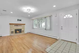 26 Williams Ave, Holtsville, NY 11742 - Photo 6