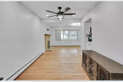 26 Williams Avenue, Holtsville, NY 11742 - Photo 22