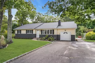 26 Williams Ave, Holtsville, NY 11742 - Photo 2