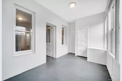 1934 Benedict Avenue, Bronx, NY 10462 - Photo 26