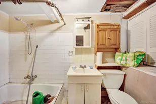 1934 Benedict Ave, Bronx, NY 10462 - Photo 32