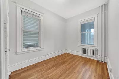 1934 Benedict Avenue, Bronx, NY 10462 - Photo 28