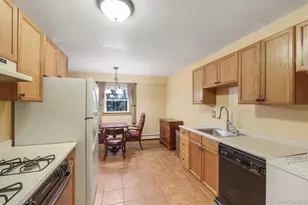 10 Alpine Dr, Wappingers Falls, NY 12590 - Photo 16
