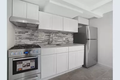 169 Barbara, Lindenhurst, NY 11757 - Photo 2