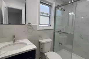 110-20 Union Hall St, Jamaica, NY 11433 - Photo 20