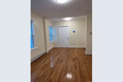 110-20 Union Hall Street, Jamaica, NY 11433 - Photo 10