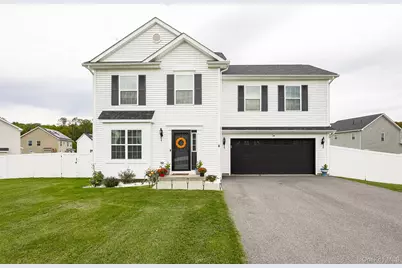 6 Stonewall Circle, Poughkeepsie, NY 12603 - Photo 1