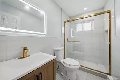 14 Holt Street, Amityville, NY 11701 - Photo 16