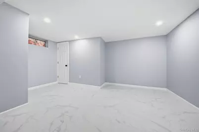 14 Holt Street, Amityville, NY 11701 - Photo 14