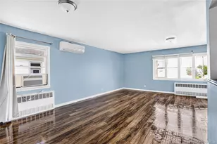 54 Sandalwood Ave, Valley Stream, NY 11581 - Photo 14