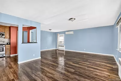 54 Sandalwood Avenue, Valley Stream, NY 11581 - Photo 12