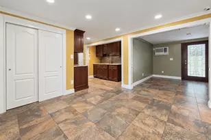 685 Carlls Path, Deer Park, NY 11729 - Photo 16