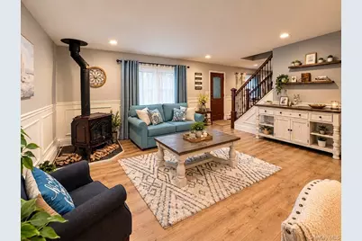 146 Rosemont Avenue, Farmingville, NY 11738 - Photo 2