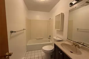 2 School St, Poughkeepsie, NY 12601 - Photo 10