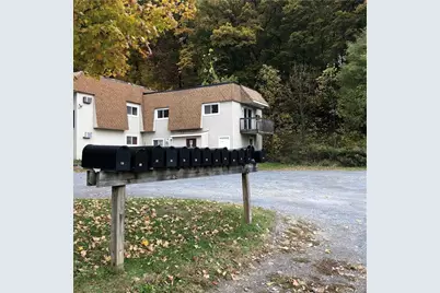 2 School Street #3A, Poughkeepsie, NY 12601 - Photo 4