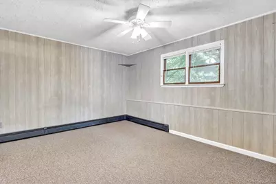 208 Raider Street, West Babylon, NY 11704 - Photo 18