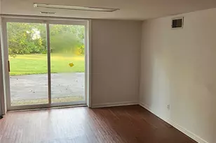 43 Laffin Ln, Poughkeepsie, NY 12603 - Photo 14